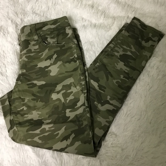 SO Denim - Camo Low Rise Jeggings Juniors Size 15